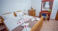 Hotel Pharos