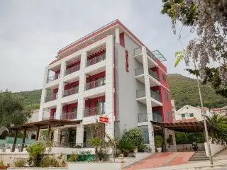 Hotel Paun