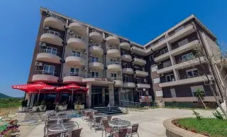 Hotel Novi