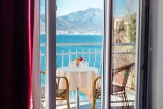 Hotel Azzurro