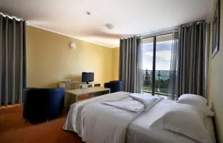 Hotel Tara