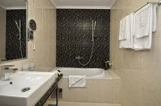 Hotel Tara