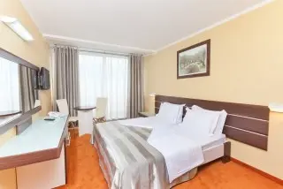Hotel Tara