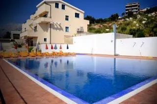 Hotel De Lara