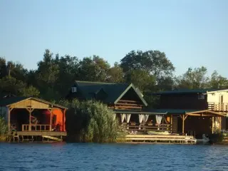 Hotel De Lara