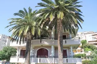 Apartmani Villa Monte Royale 