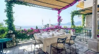 Hotel Azimut