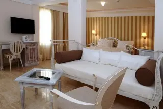 Hotel Azimut