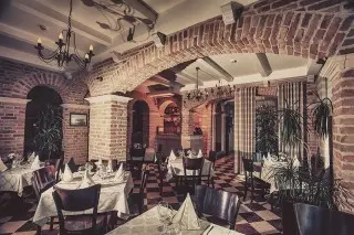 Hotel Azimut