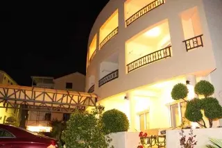 Aparthotel Vila Mirenza