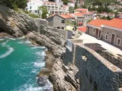 Apartmani Holiday