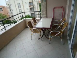 Apartmani Holiday