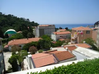 Apartmani Holiday
