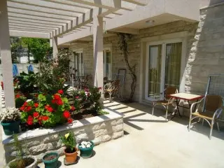 Apartmani Holiday