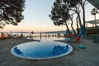 Carine Hotel Park  