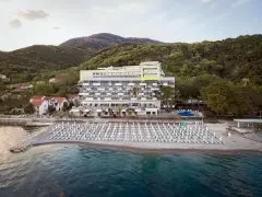 Carine Hotel Park  