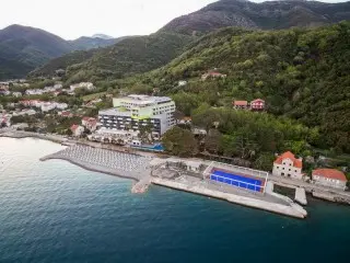 Carine Hotel Park  