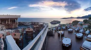 Hotel Adrovic