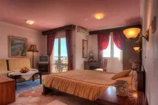 Hotel Adrovic