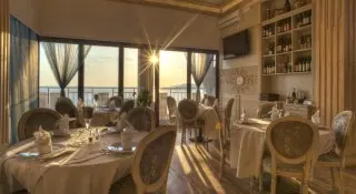 Hotel Adrovic
