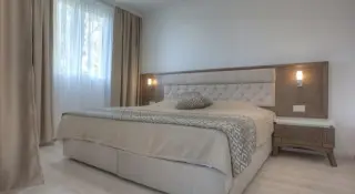 Hotel Adrovic