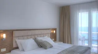 Hotel Adrovic