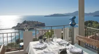 Hotel Adrovic