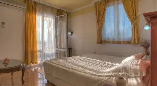 Hotel Adrovic