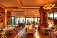 Hotel Adrovic