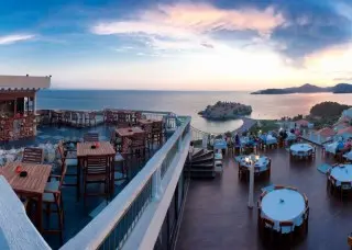 Hotel Adrovic