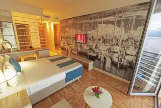 Carine Hotel  Delfin 