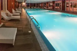Carine Hotel  Delfin 