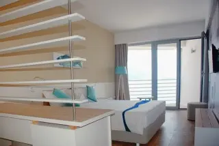 Carine Hotel  Delfin 