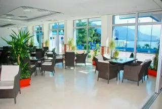 Carine Hotel  Delfin 