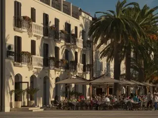 Hotel Pine