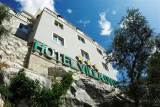 Hotel Villa Dvor