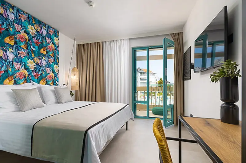PlacesRoom  z balkonem i widokiem na morze