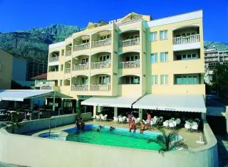 Aparthotel Milenij