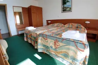 Aparthotel Milenij