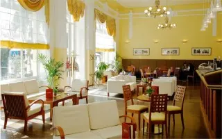 Hotel Bristol