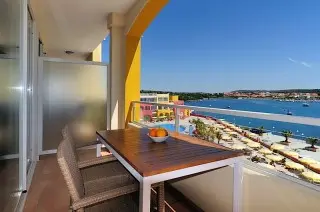 Aparthotel del Mar