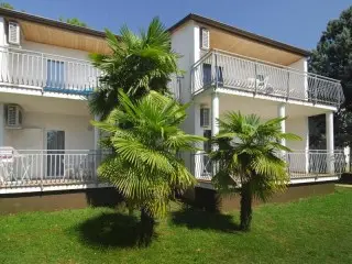 Apartmani Ai Pini