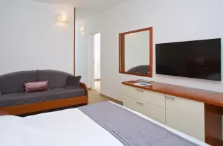 Arena Hotel Holiday 