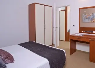 Arena Hotel Holiday 