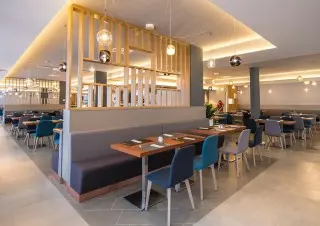 Arena Hotel Holiday 