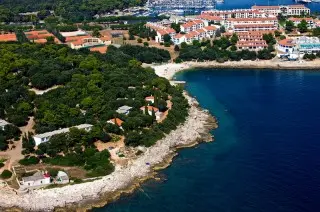 Resort  Verudela Beach & Villas