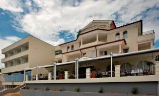 Villa Kapetanovic