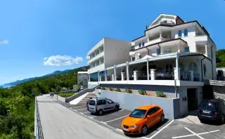 Villa Kapetanovic