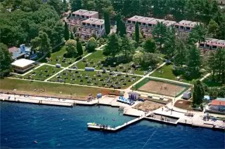 Pinia Residence