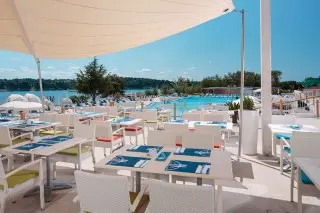 Isabella Island Resort